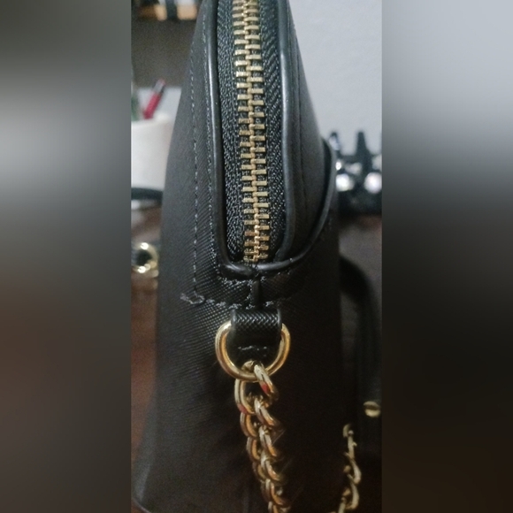 Steve Madden black crossbody. - Picture 7 of 7